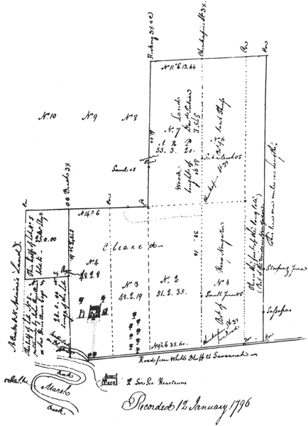 Photographs of the majestic corridors and duplex stairs in John Houston’s residence.